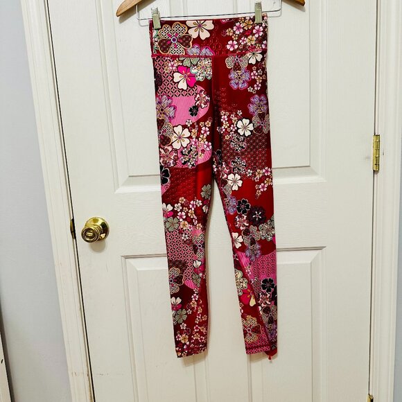 NEW JOHNNY WAS ACTIVE BOHO VIBE FLORAL LEGGINGS - Picture 1 of 6